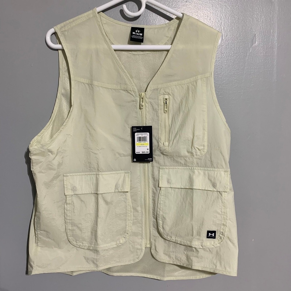 Under Armour Legacy Crinkle Vest Men M Taupe 1382877 Windbreaker Water Resistant